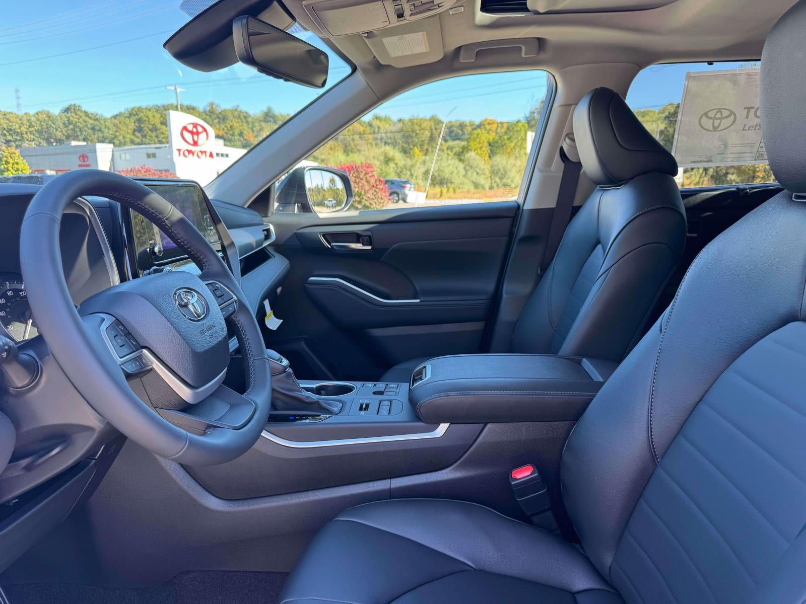 2026 Toyota Highlander XLE
