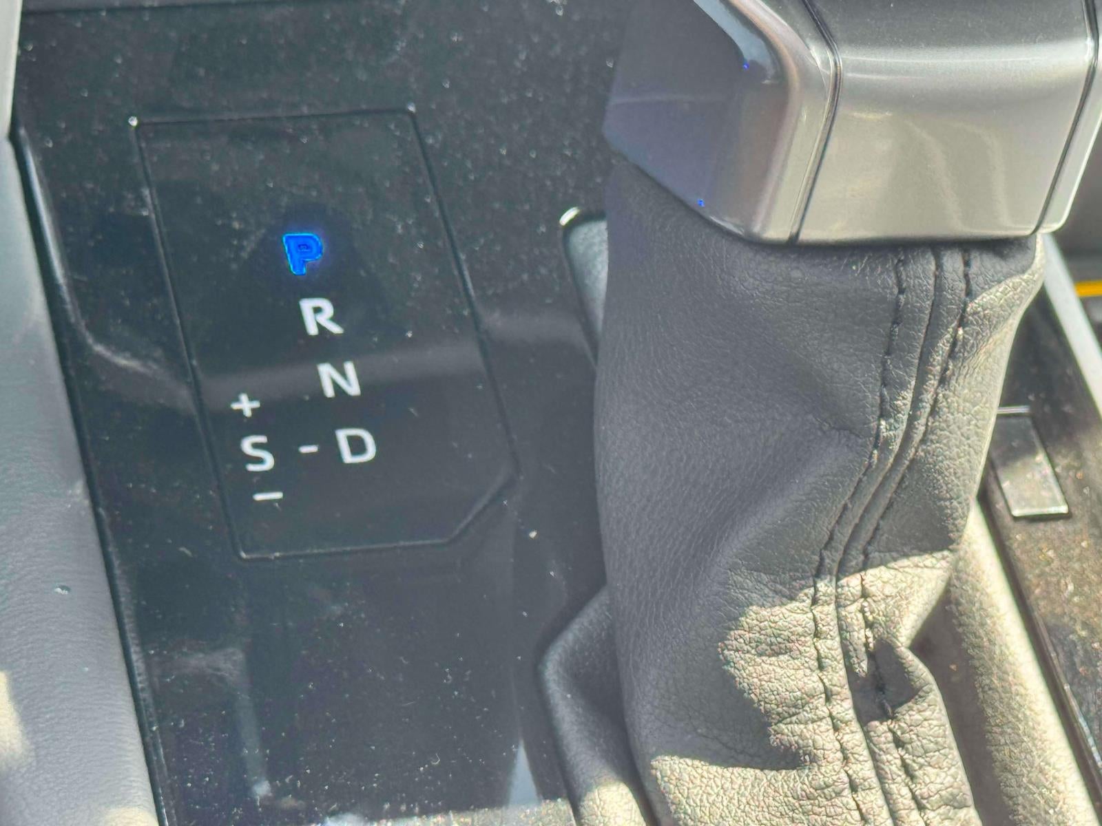 2025 Toyota Tundra i-FORCE MAX Tundra Platinum