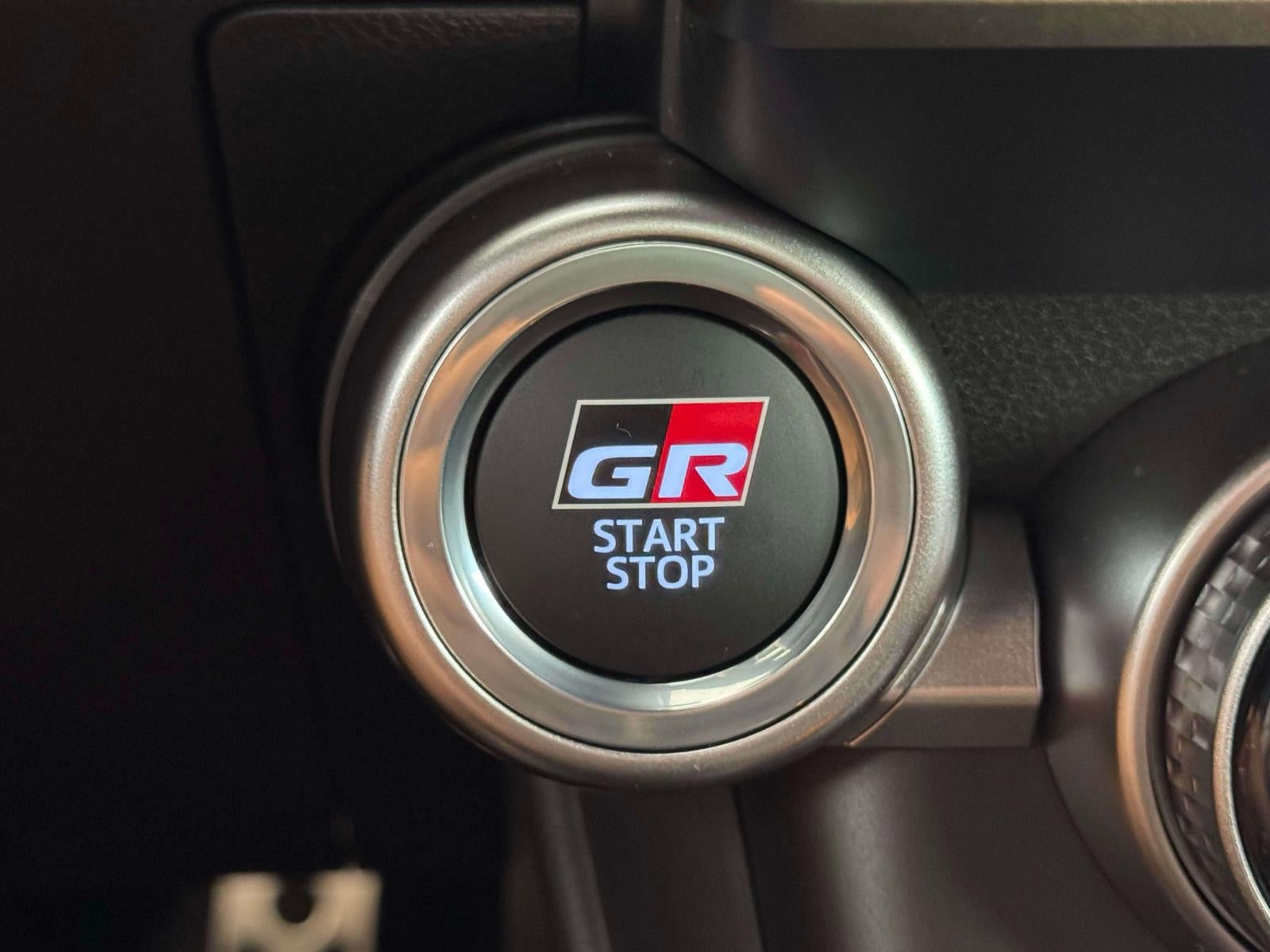 2026 Toyota GR86 Premium AT