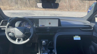 2026 Toyota Toyota Crown XLE