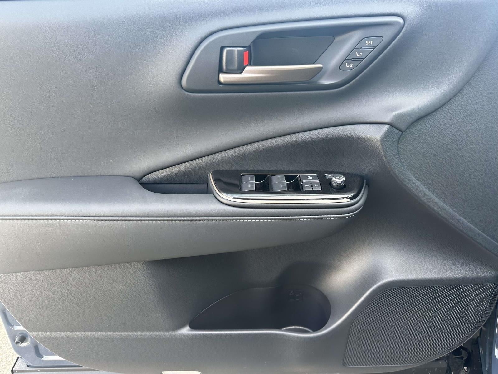 2026 Toyota Toyota Crown Signia XLE