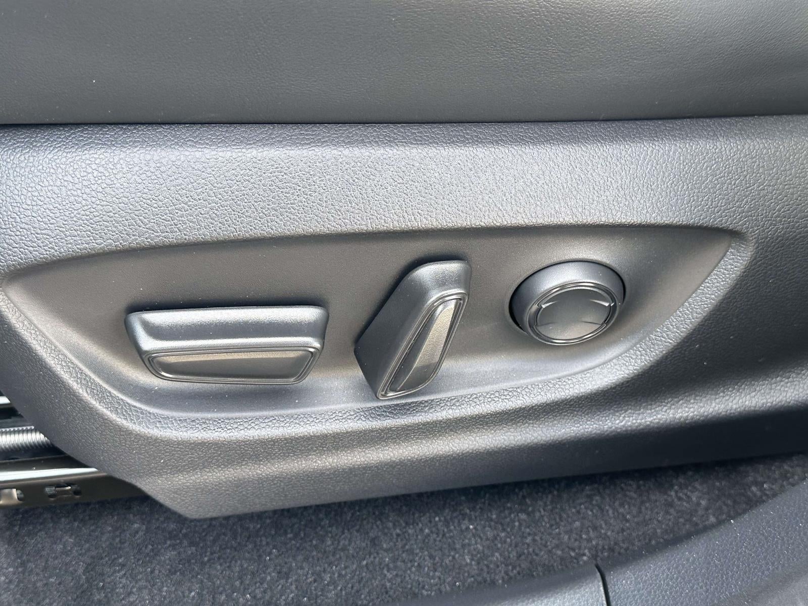 2026 Toyota Toyota Crown Signia XLE