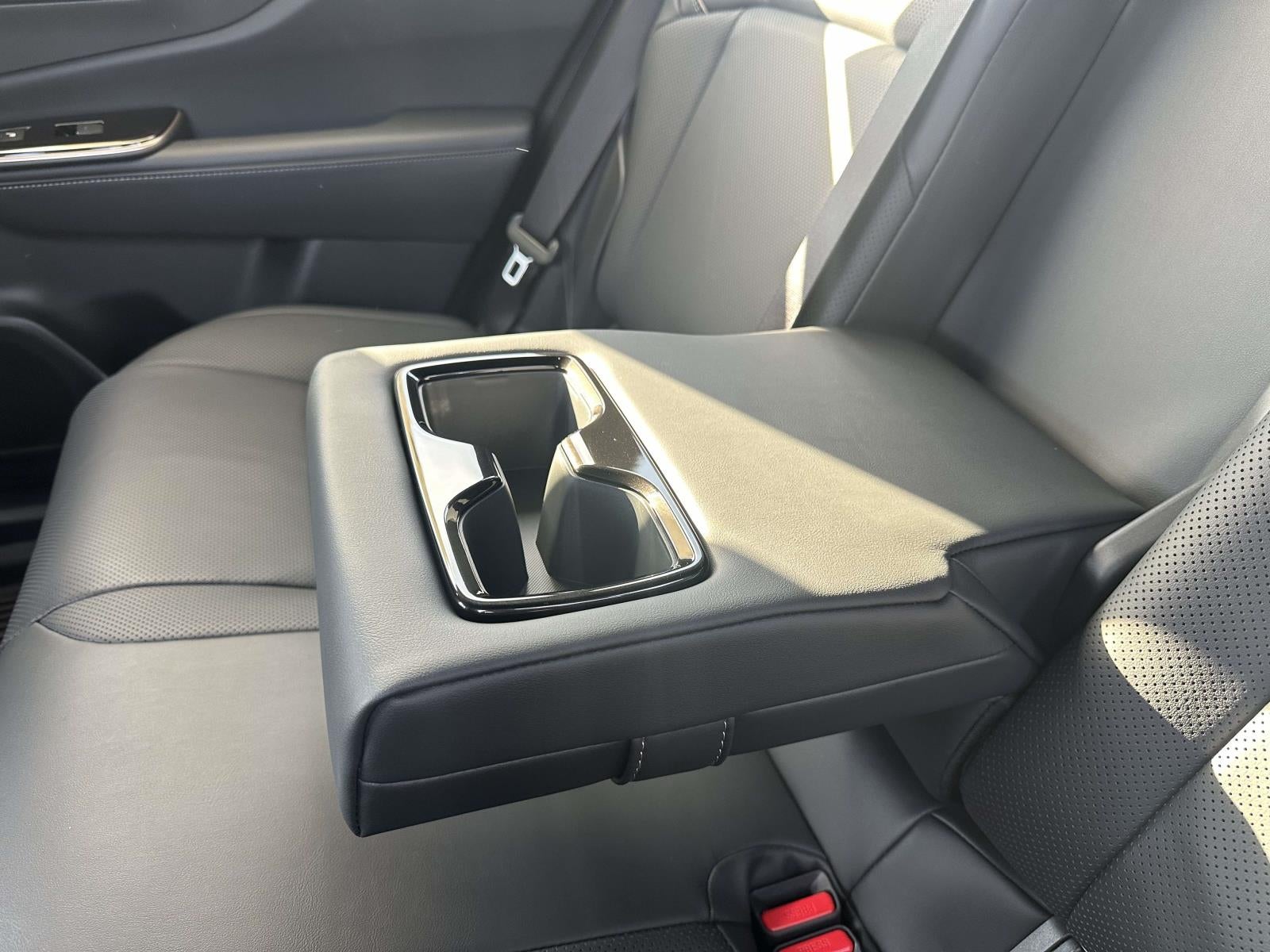 2026 Toyota Toyota Crown Signia XLE