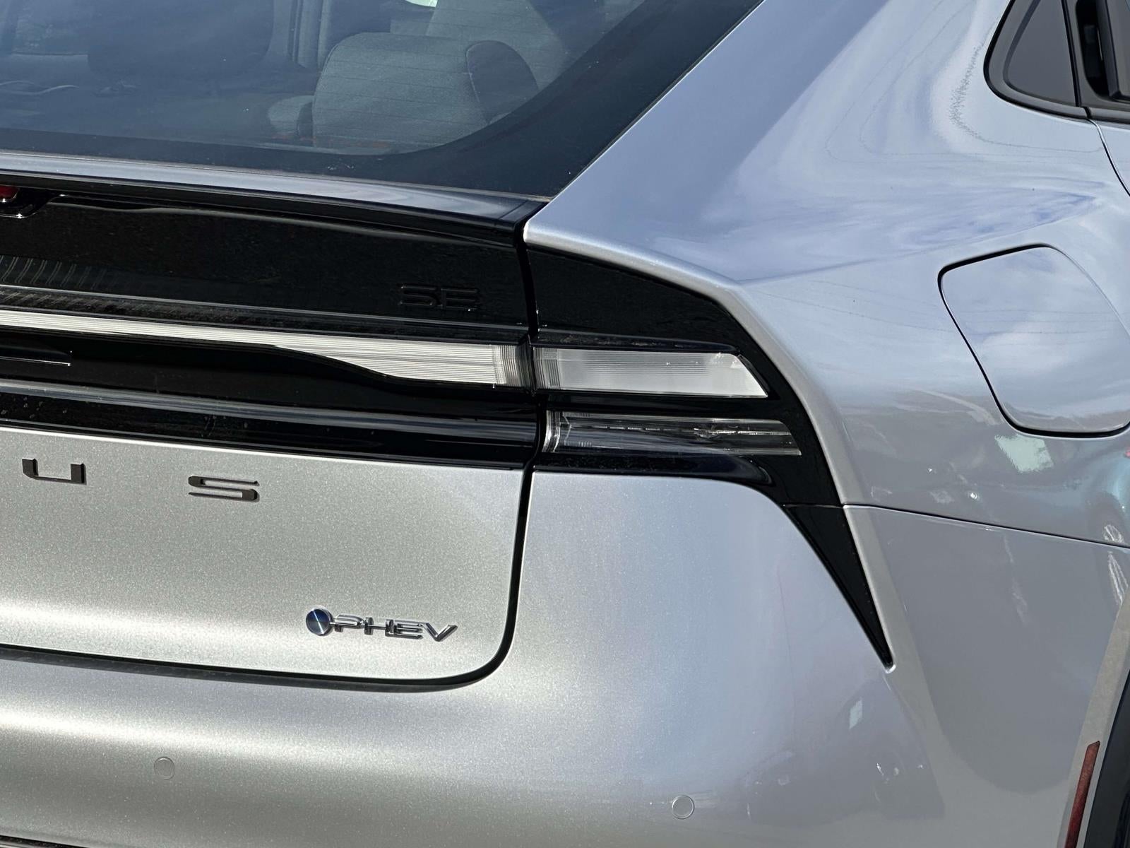 2026 Toyota Prius Plug-in Hybrid SE