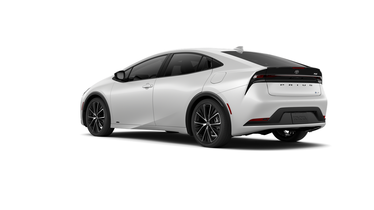 2027 Toyota Prius XLE AWD