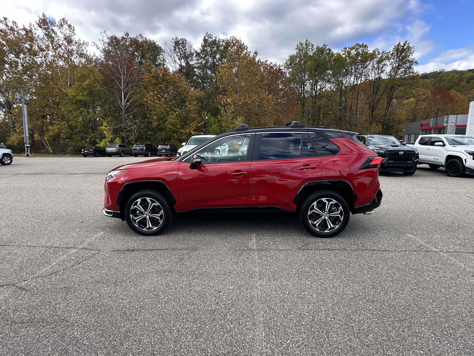 2025 Toyota RAV4 Plug-in Hybrid XSE