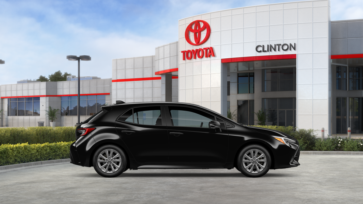 2026 Toyota Corolla Hatchback SE